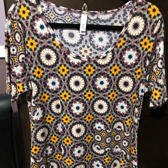 XS Perfect Tee - Picture 1 of 3